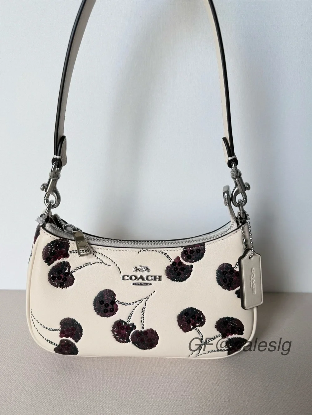 Coach Mini Teri Crossbody & Shoulder Bag Red Cherry Print Silver/chalk CCZ23 NWT